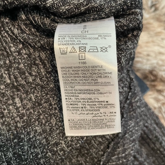 🔥*LAST CHANCE*🔥 Old navy ribbed sweater - Picture 5 of 6